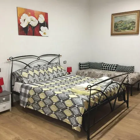 萨利格图56号旅馆 3*